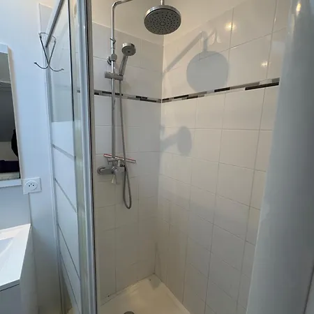 Le 7 - Cosy - 20 Min Apartment